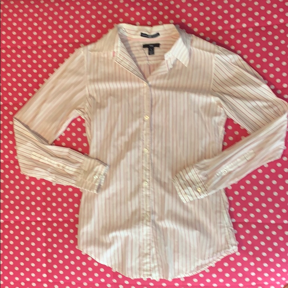 🎉SALE Gap fitted button shirt